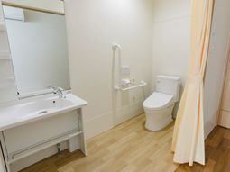 バリアフリーの洗面所トイレ