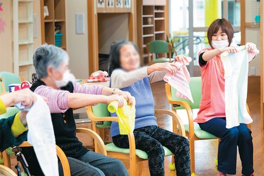 運動中の皆さん ラウンジ