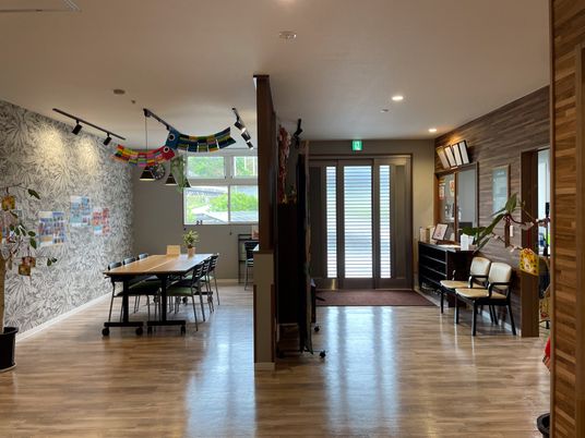 広々としたエントランス