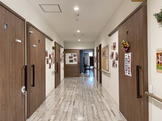 落ち着いた廊下