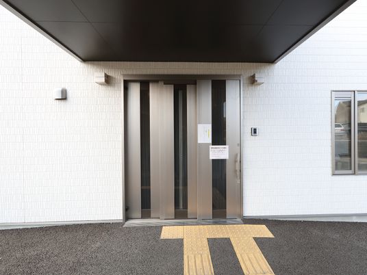 清潔なエントランス