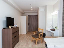 明るい居室の様子