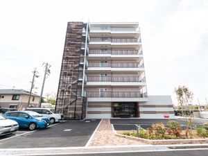 多階層建物の外観