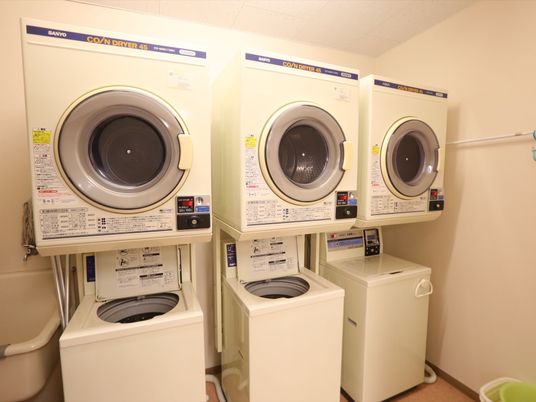 コインランドリーの洗濯機
