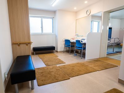 明るい居室の一角