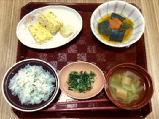 色とりどりの食事
