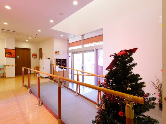 エントランスのクリスマスツリー