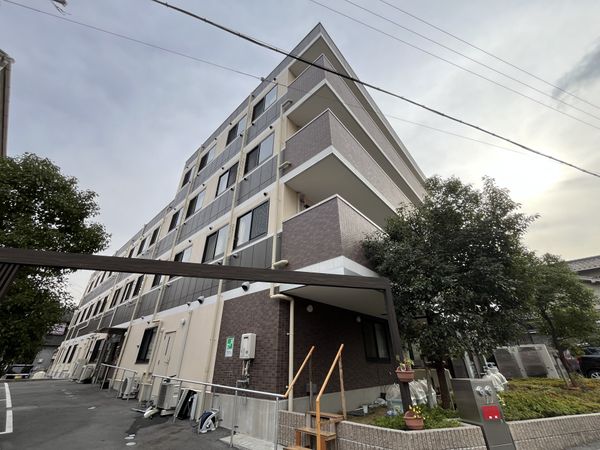 高層建物の外観