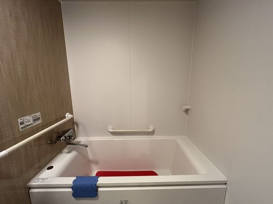 シンプルな浴室