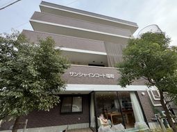 落ち着いた雰囲気のエントランス