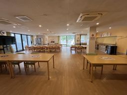 広々とした食堂