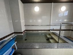 清潔な浴室の空間