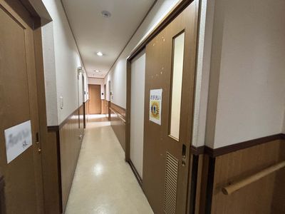 落ち着いた廊下