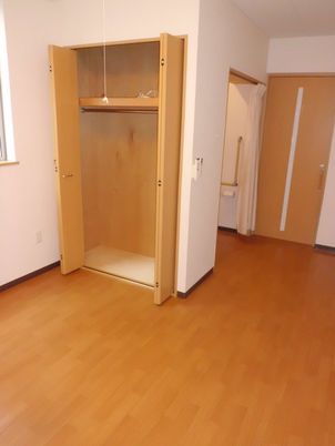 広々とした居室の一角