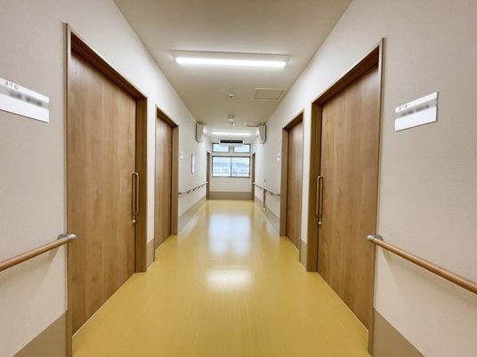 清潔な廊下の一角