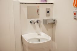 清潔なトイレの一角
