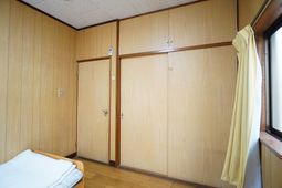 居心地の良い洋室の一角