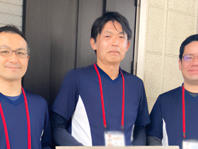 スタッフイメージ スタッフイメージ 親しみやすいスタッフが揃う職場です。チームワークを大切に、一緒に働きませんか。