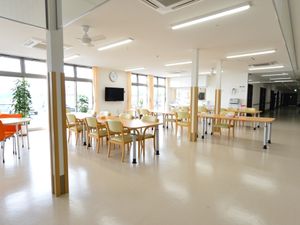 明るく広々とした共有スペース