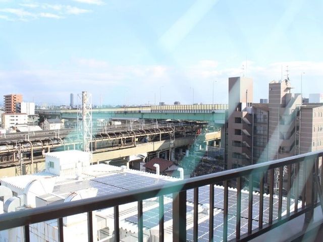 都市眺望のバルコニー