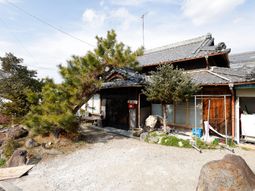 和風の建物外観