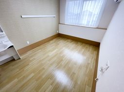 自然光が差し込む居室