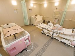 清潔な浴室設備