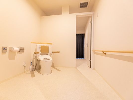 バリアフリー対応のトイレ