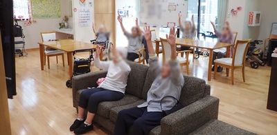 開放的なラウンジ