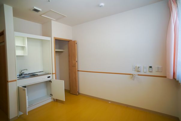 シンプルな居室内設備