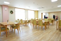 明るいダイニングルーム