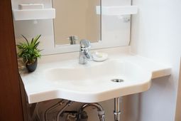 清潔感溢れる洗面台