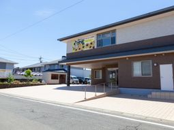 明るい広々としたエントランス