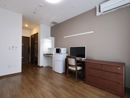 明るい居室の一角