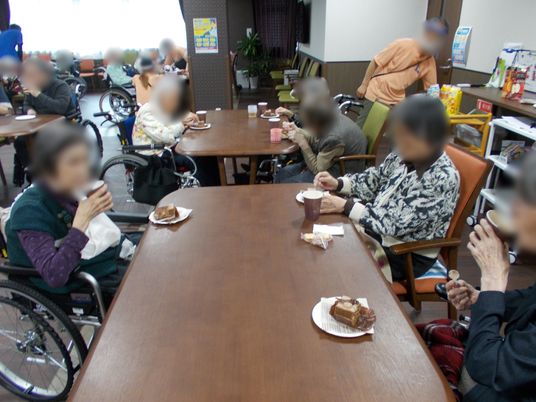 心温まる共用ダイニング
