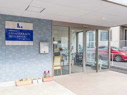 清潔感のあるエントランス