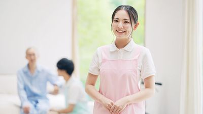 笑顔のスタッフの様子