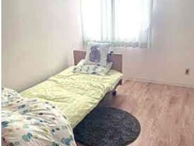 居心地の良い居室の一例 居室 ゆとりのある居室で、窓から自然な光が差し込み、快適な日々をお過ごしいただけます。