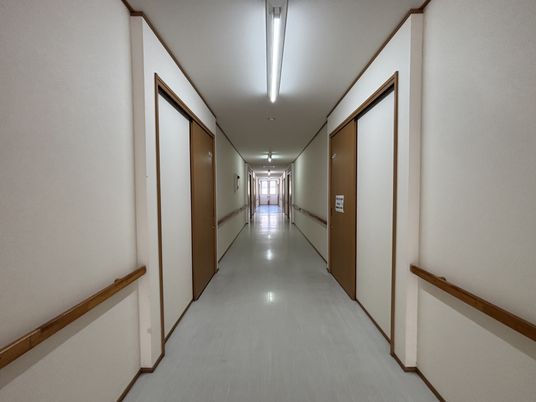 明るい廊下
