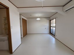 明るい空間の居室