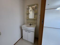 洗面台のある部屋