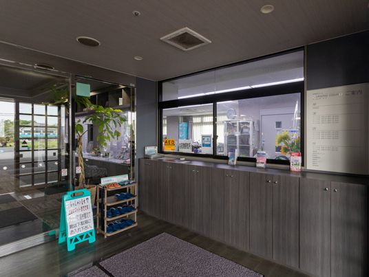 落ち着いた雰囲気のロビー