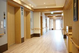 清潔な廊下の風景