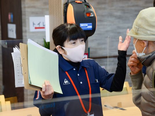 利用者とスタッフの会話