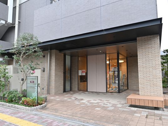 清潔感ある入口外観