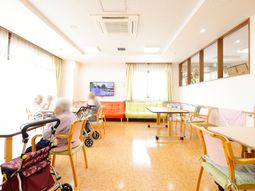 共有スペースの明るい光景