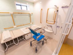 清潔感のある浴室空間