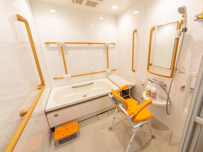 バリアフリー浴室設備
