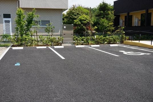 バリアフリー駐車スペース