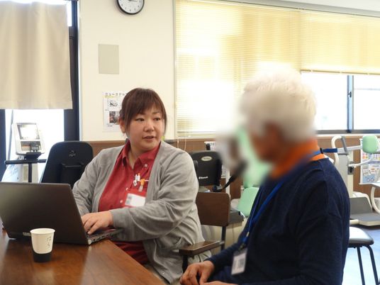 相談の様子の室内